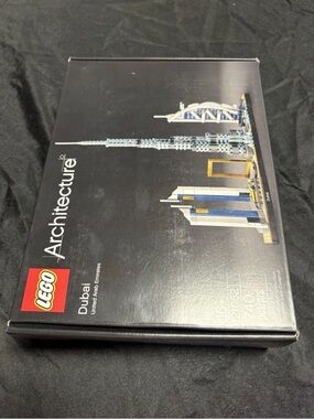 LEGO Set 21052 Architecture Dubai Skyline Collection Brand New Factory Sealed